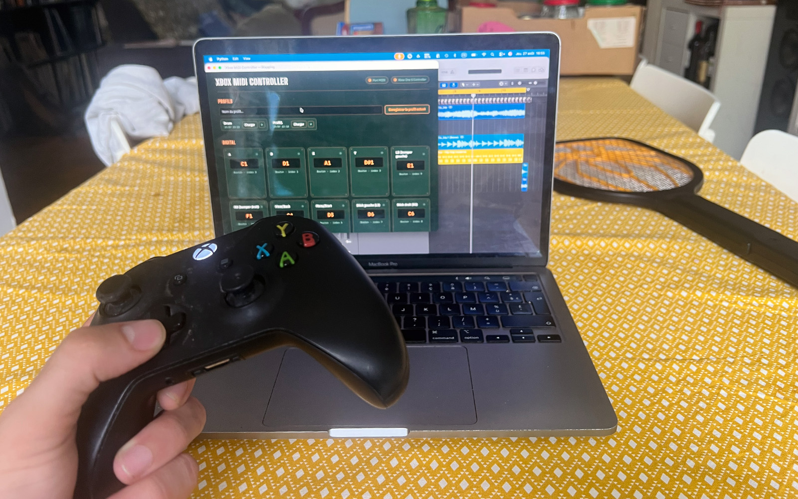 Manette Midi